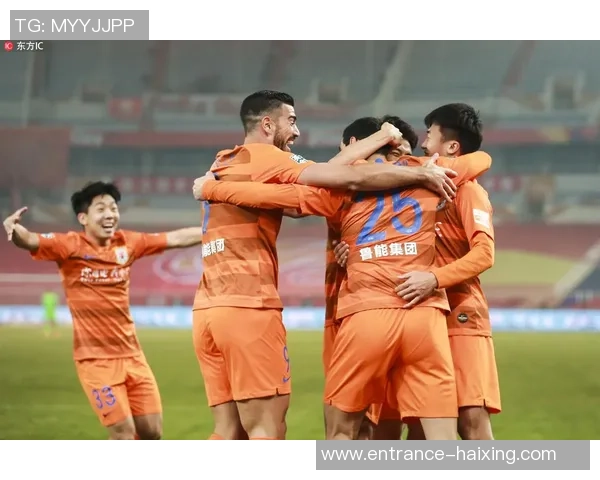 山东鲁能迎战北京人和力争主场全取三分展现强队风范 山东鲁能迎战北京人和力争主场全取三分展现强队风范